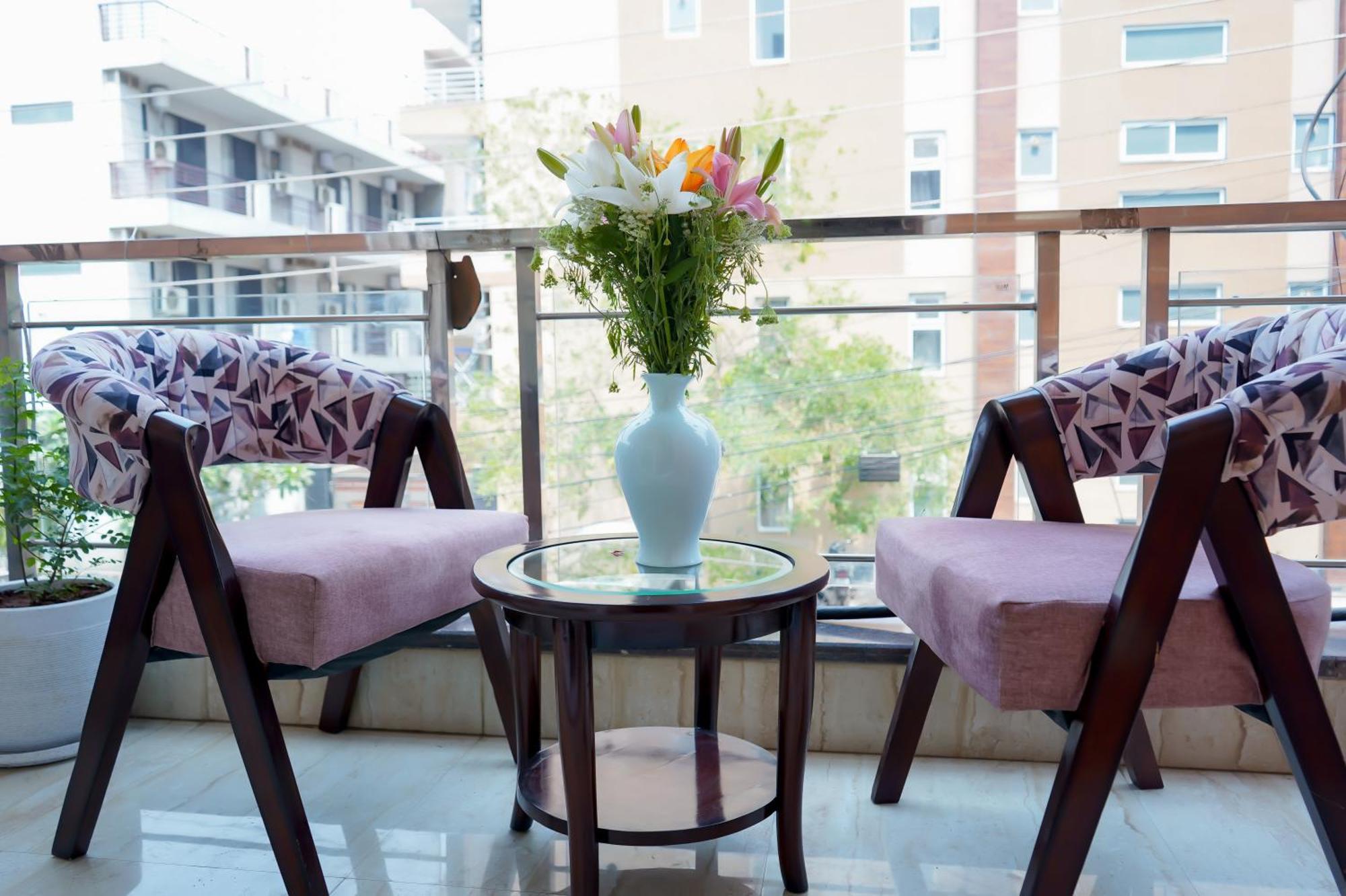 Hotel The Luxe 18 - Golf Course Road غورغاون المظهر الخارجي الصورة
